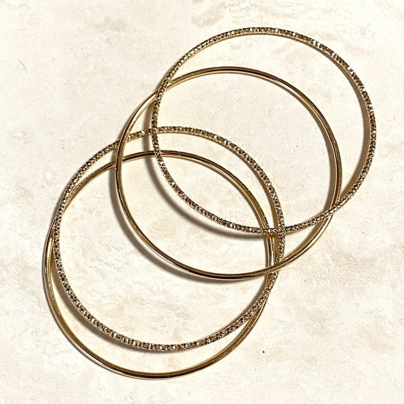 3/$10, Set of 4 Gold Color Stackable Bracelets - Picture 1 of 4